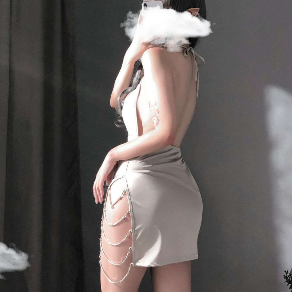 

Open back lengthened high fork Qipao classic pajamas beautiful girl private room long skirt sexy underwear chain temptation, Black;white