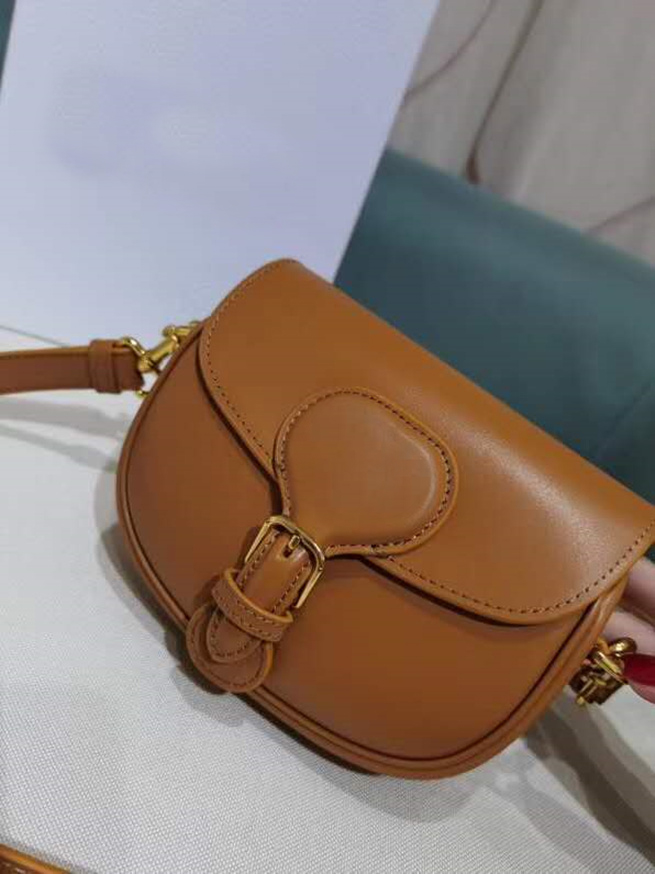 Sac de selle en cuir croix de croix à moitié ronde grande capacité 2021 sac à main épaule pour les femmes