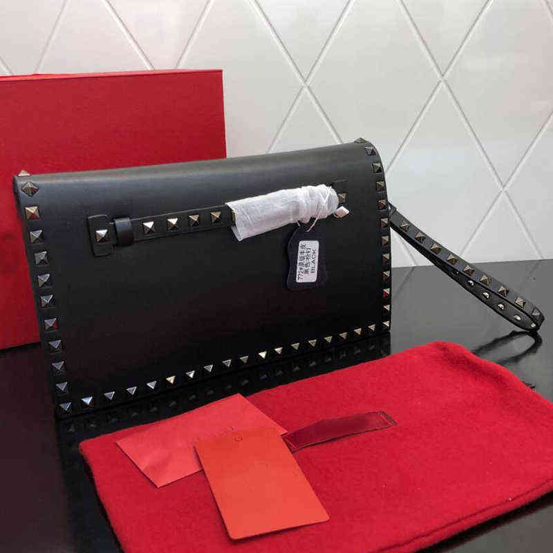 

Rivet Clutch Bags Women Handbags Wallet Stud Wristlet Hand Bag Real Leather Fashion Letter Detchable Chain Shoulder Strap Interior Poet