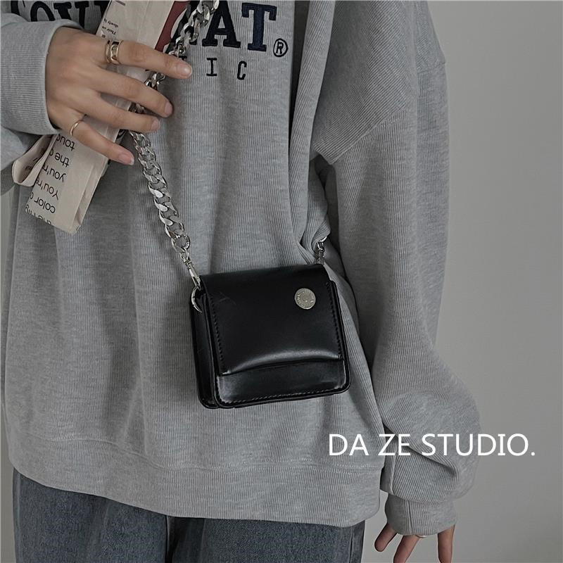 Designers Duffel Bags 45CM 55CM luxury large capacity travel sale High quality women men Genuine Leather shoulder Fashion bag carry rivets with l-image-708701569