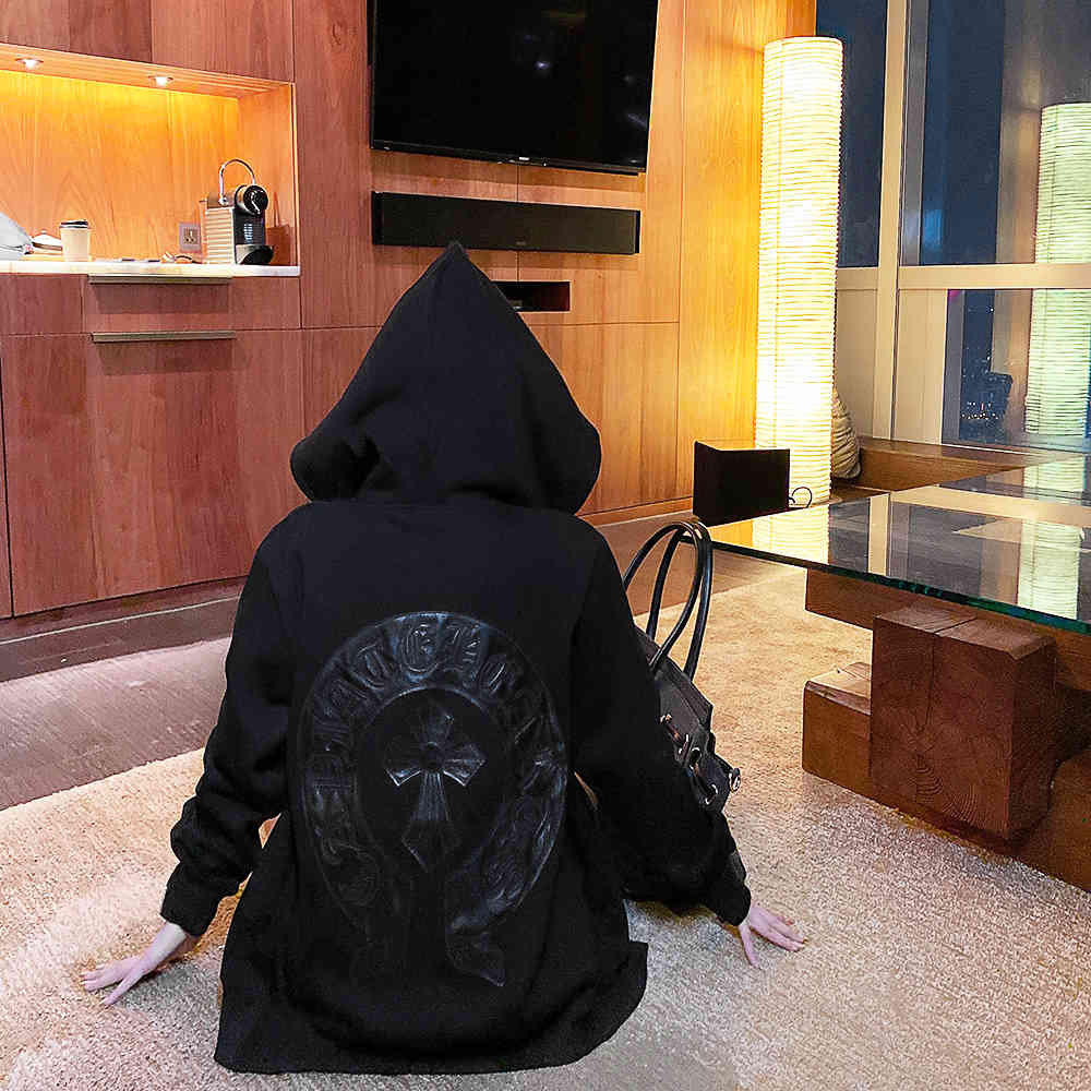 

and Autumn Winter 2020 New Black Mourning Cross Leather Letter Plush Thickened Hooded Zipper Cardigan Women' Fashion, White