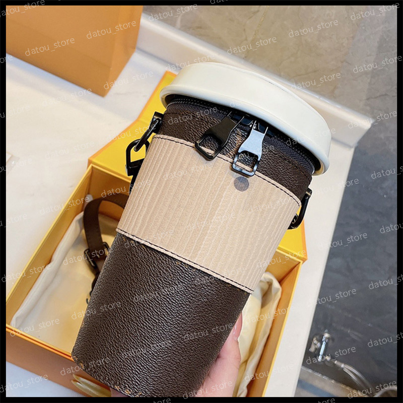 

Mens Women Luxurys Designers Crossbody Bags 2021 Fashion Water Cup Womens Handbags Purses Small Barrel Shoulder Waist Bag Handbag Totes