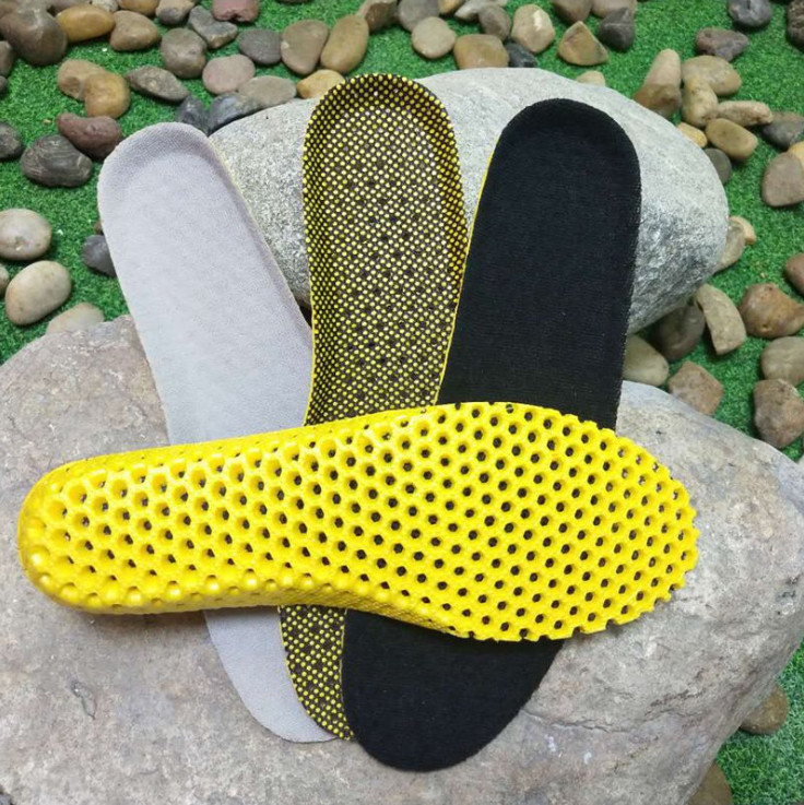 

Spring summer breathable and sweat-absorbent honeycomb small foam sports insole wholesale factory direct sale one drop, White;pink