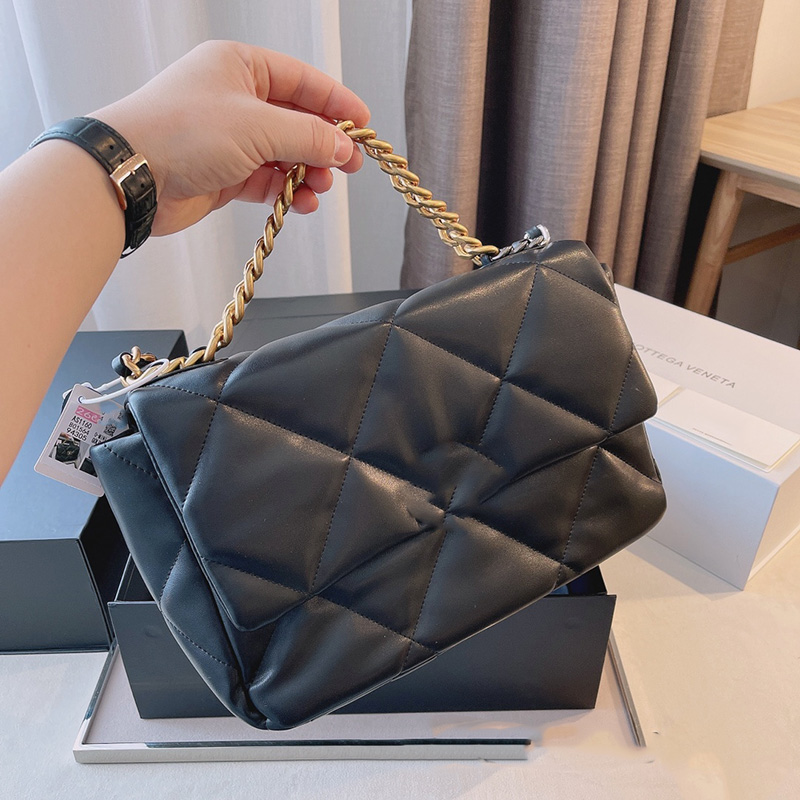 

Designers Brand Jumbo Genuine 19 Series 30C Classic Hand Double Chain Pochette Luxurys Top Interwoven 2021 Shoulder Crossbody Bag Multi Lgui, Red