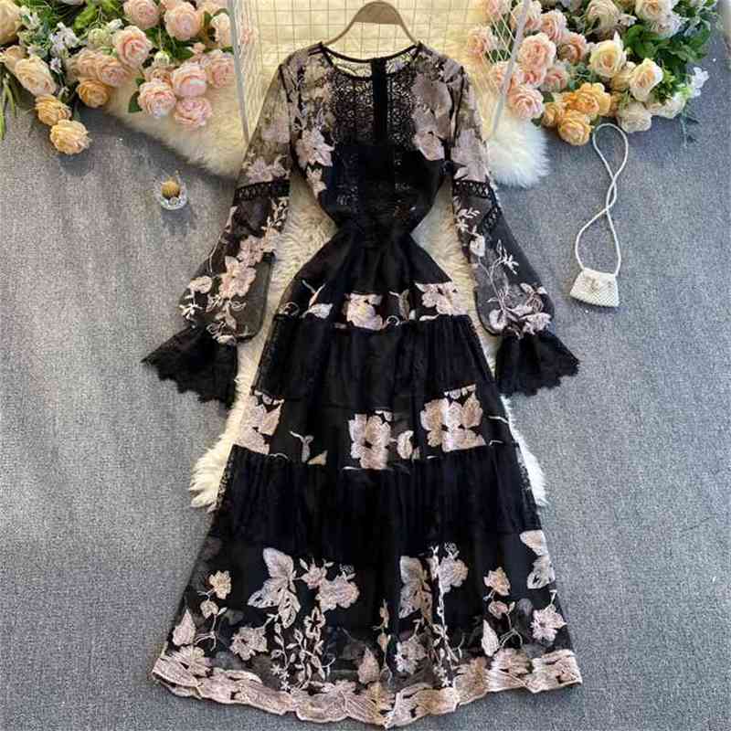 

long-sleeved lace 6 210603, Black