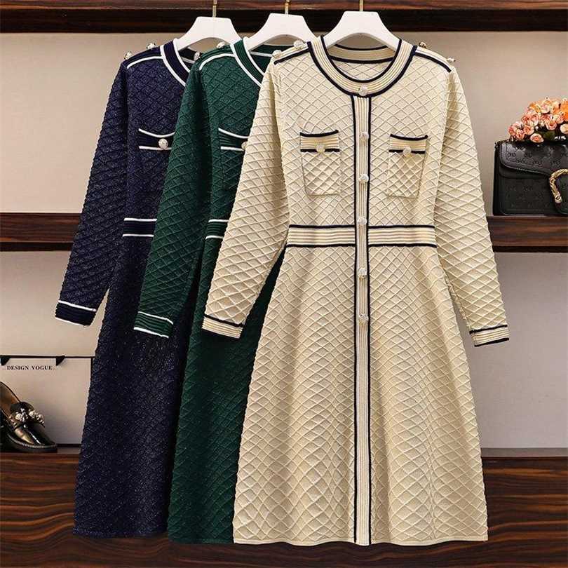 

High Quality Spring Fall Korean Fashion Knitted Sweater Dres Slim Button Bright Shinny Vintage Party Christmas Robe 211110, Short sleeve green