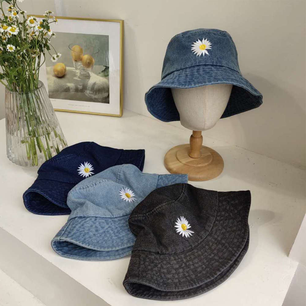 

Ins Daisy fisherman's hat female summer sunshade Korean tide cowboy basin male sunscreen, Blue;gray