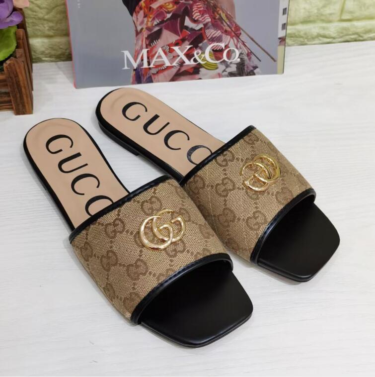 

8597 Women Designers Shoes Slide Summer Fashion Wide Flat Slippery Sandals Slipper Flip Flops size 35-42, Black