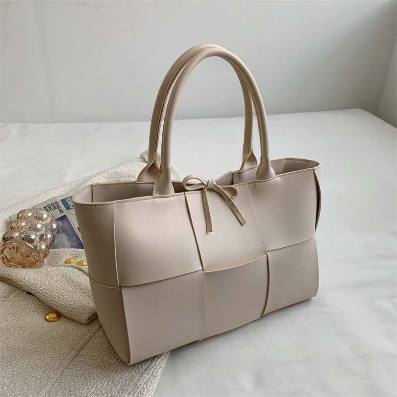 

HBP Women's bag 2022 new trendy wovenbag shopping bag large-capacity portable shoulder tote bucket bags, Green