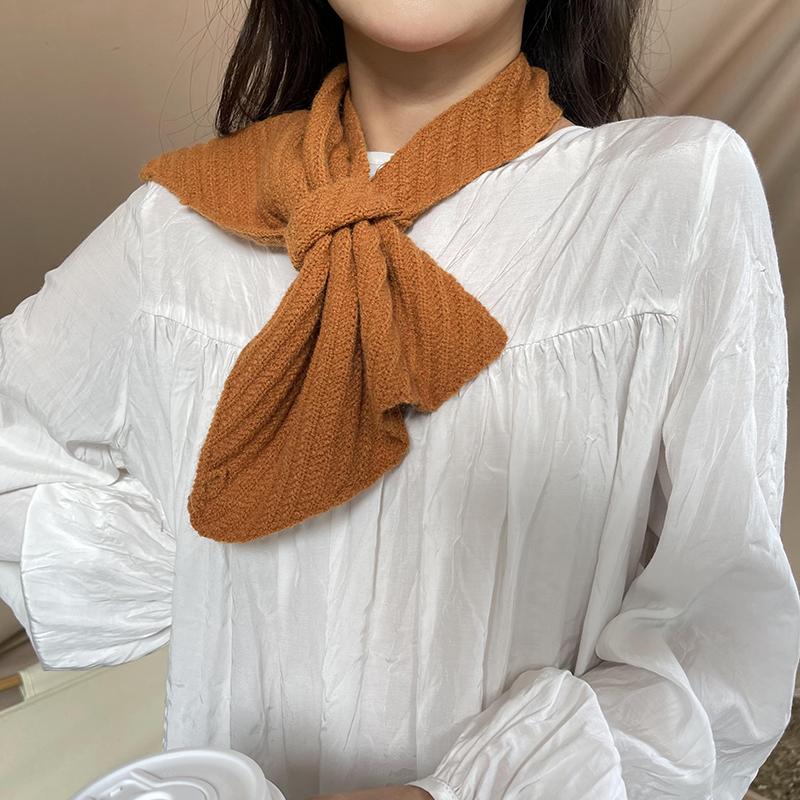 

Scarves Autumn And Winter Knitted Yarn Decoration Lazy Person Perforated Korean Fashion Pure Color Small Ear Scarf