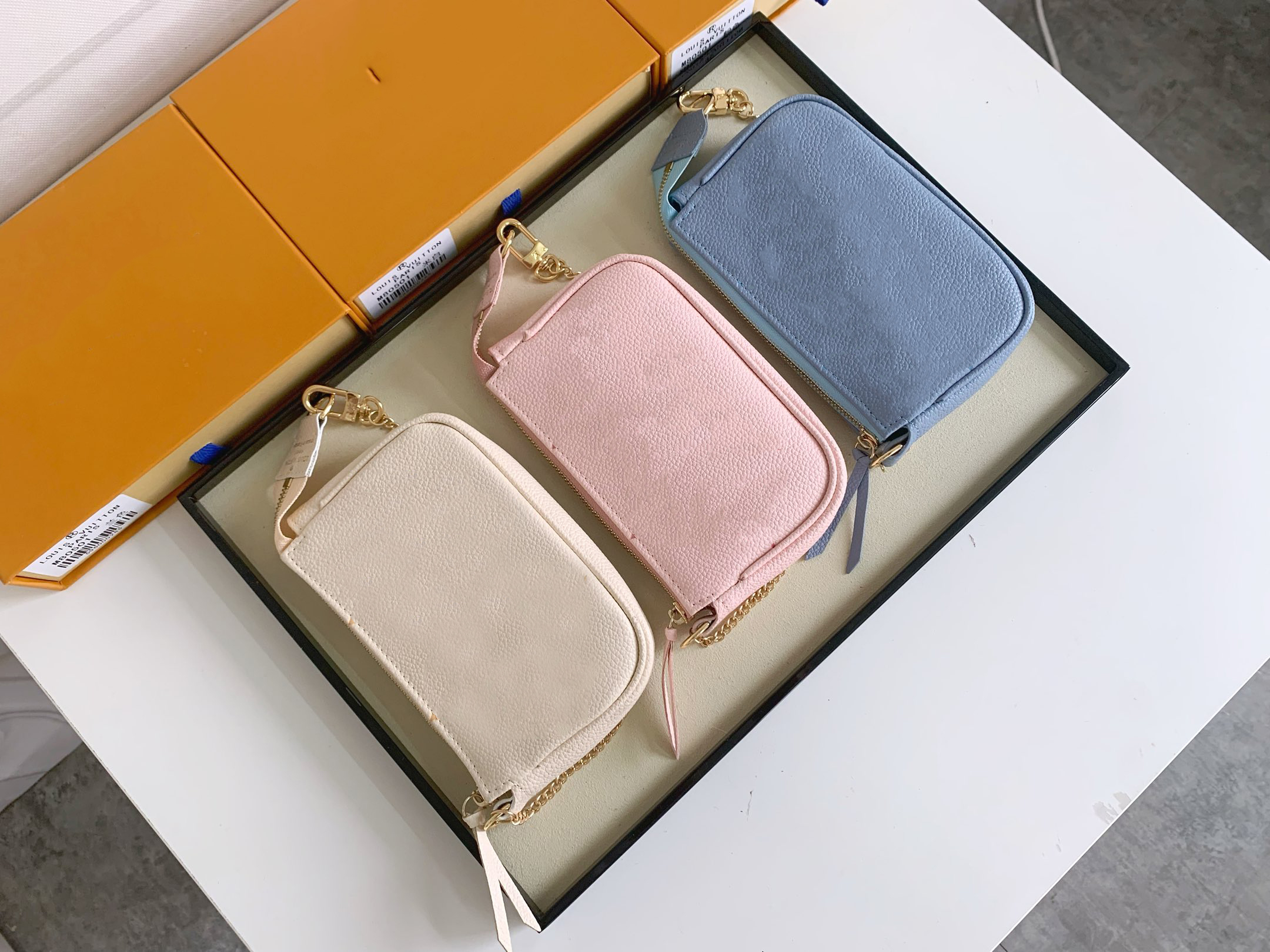 

Luxurys designers bags handbags MINI POCHETTE ACCESSOIRES clutch bag purse lady messenger canvas leather chain shoulder baging, 2# m80501