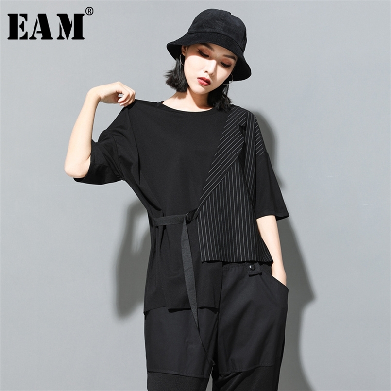 

[EAM] Women Black Striped Asymmetrical Big Size T-shirt Round Neck Half Sleeve Fashion Spring Summer JT230 210708