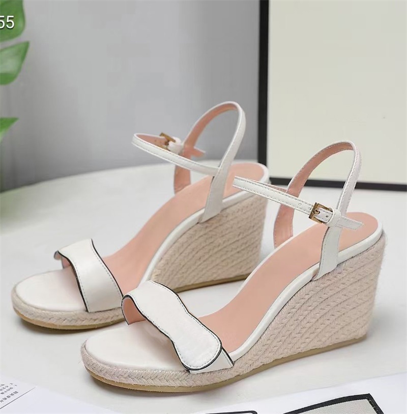

2021 Women Leather Wedge Platform Espadrille Designer Sandals Black White Calfskin Pump Heel Heels 85mm height Fisherman Wedding Dress Party Shoes 291, Socks