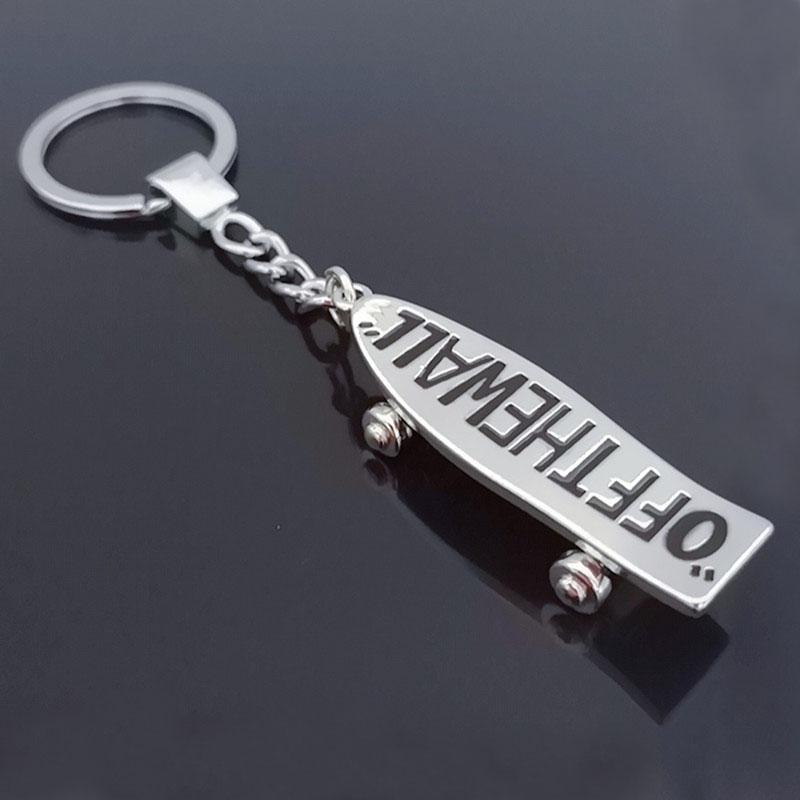

Keychains Skateboard Pendant Keychain Men's Hip-hop Street Culture Stainless Steel Fashion Trendy Chain Jewelry Gifts