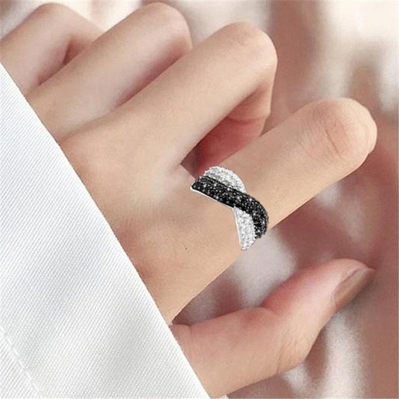 

Wedding Rings Classic X Shape Cross Women Ring Luxury CZ Stone Mix Metal Color High Quality Daily Versatile Design1