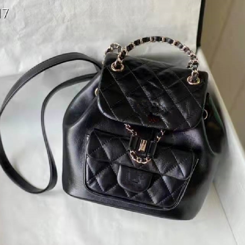 

Women Bags Metal Chain Fashion Backpack Travel Backpacks Mochilas School Lady Leather Shopping Travels Luxury Brand Lingge Handbag Shoulder Bag female knapsack, Bubble bag