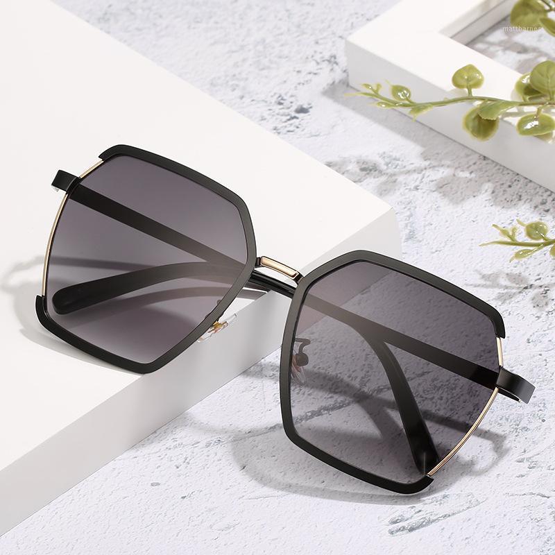 

Sunglasses 2021 Retro Style Trendy Polygonal Cut Personalized Metal Vintage Oculos Gafas De Sol Mujer
