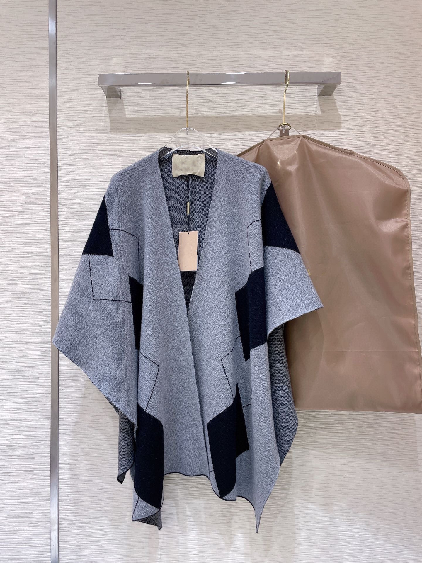 

Milan Runway Cape 2021 Autumn Winter Women's Coats High End Jacquard Women's Designer Outerwear 1011-19, Picture color