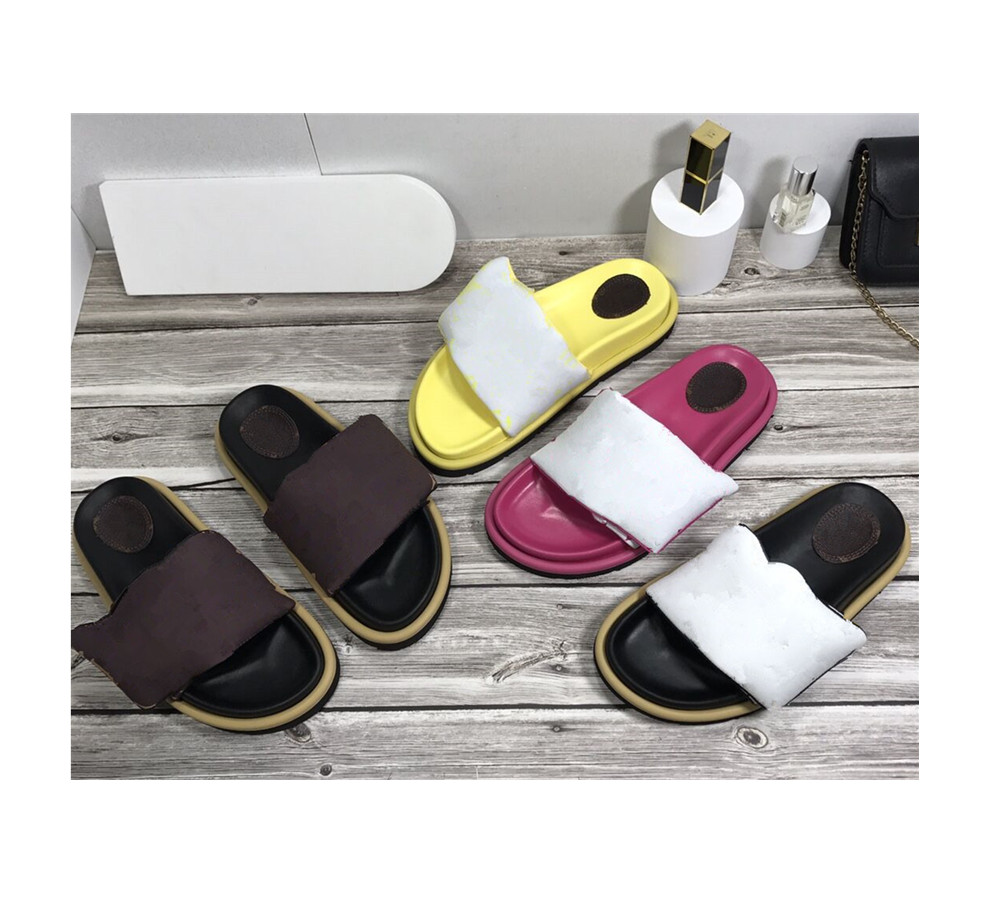

Women Pool Pillow Comfort Letter Sandals Platform Slipper Lady Nylon Down Strap Mule Anatomic Insole Designer Leather Flat Rubber Outsole Slide Slingback 4cm, Black
