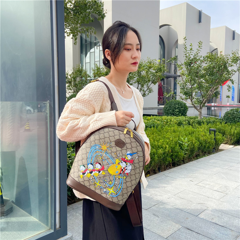 

Brand 22SS Womens Backpack Fashion Western Style schoolbag Students men Shoulder Bag, Brown