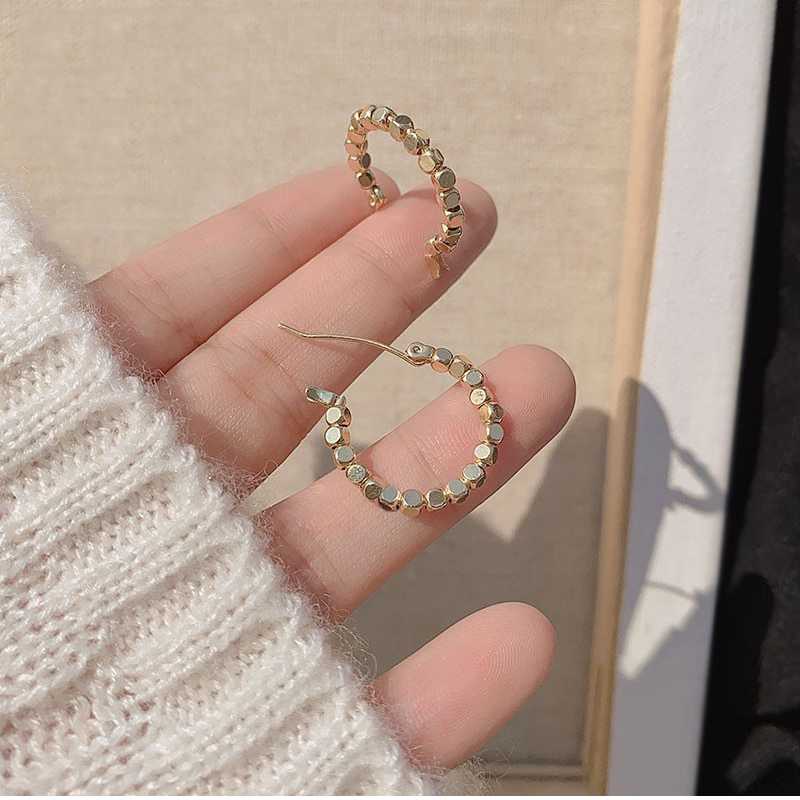 

Hoop & Huggie Vintage Unique Designed Earrings Hoops Silver Trendy Women Simple Luxury Fancy Classic Stylish Jewelry Eye Catching Stud