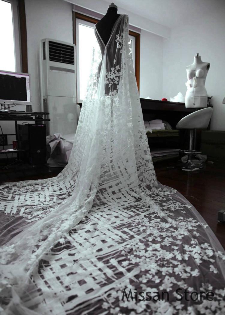 

Ribbon 1 Yard Ivory Lace Luxury Wedding Fabric Scalloped Embroidered Bone