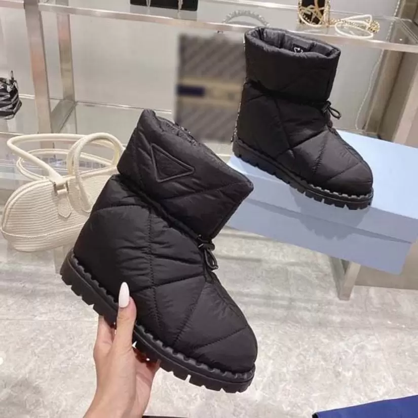 

Womens Designer Boots Booties the Eiderdown Comfort Boot Warm Winter Comes in Water-repellent With Down Filling and Can Be worn Outdoors as Well Indoors, #1