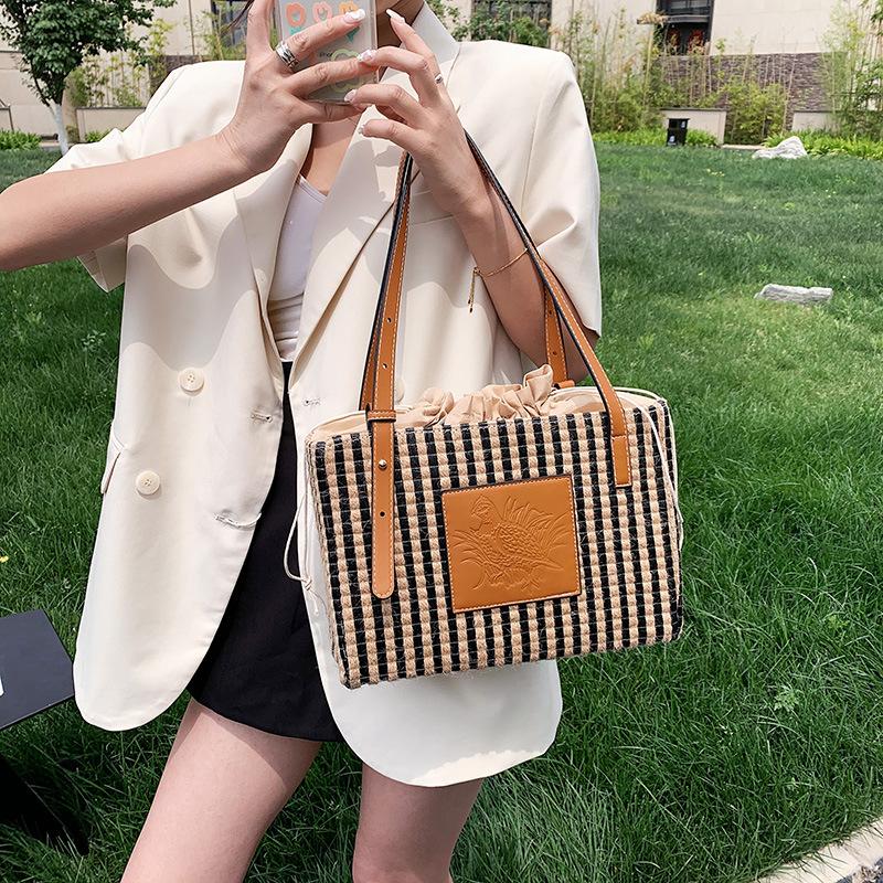 

Evening Bags 2021 Summer Beach Straw Basket Casual Rattan Large Capacity Tote Women Handbags Brand Designer Wicker Woven Female Bag, Black
