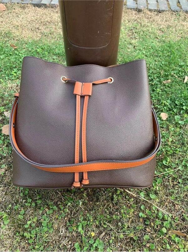 

LV LOUIS BAG VITTON 2021 Shell Leather Bag Pattern Messenger Chain Cross Synthetic Shoulder Handbag New Fashionista Ptvjm, Red;black