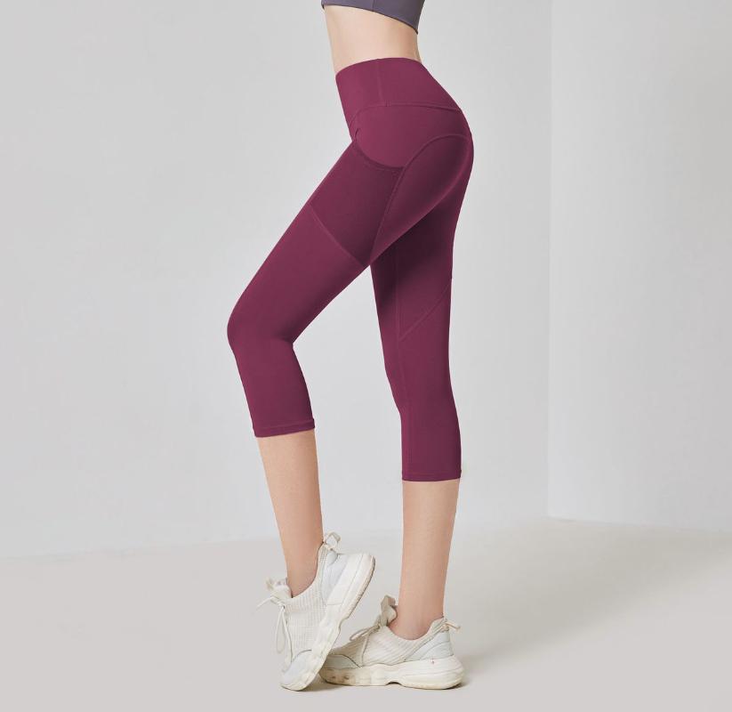 

Yoga Outfit 2021 LeggingsCalf-Length Pants High Waist Legging Breathable Slim Indoor Sports Shorts