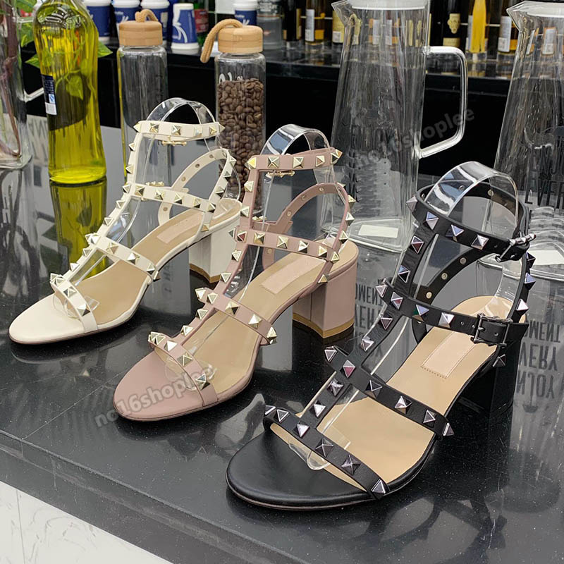 

rivet strap thick valentino heel sandals casual shoes cowhide upper and lambskin lining luxurys designers heels height 6 5cm, No shoes