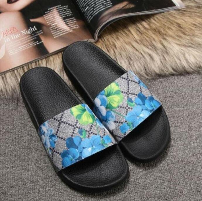 

2021 Luxury Designer Tiger New Fashion Men Women Sandals Ladies Flip Flops Loafers Black White Red Green Slides Shoes