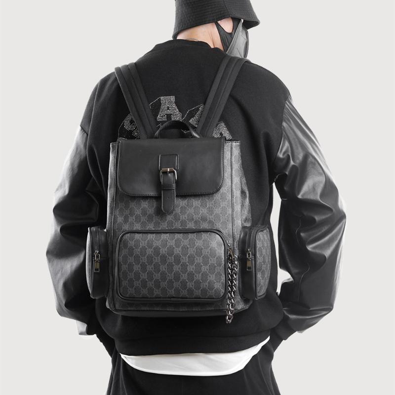 

Backpack Designer Leather Men's Travel Shoulder Daypack Trendy Student Laptop Schoolbag Chains Zipper Backbag, Black gxd