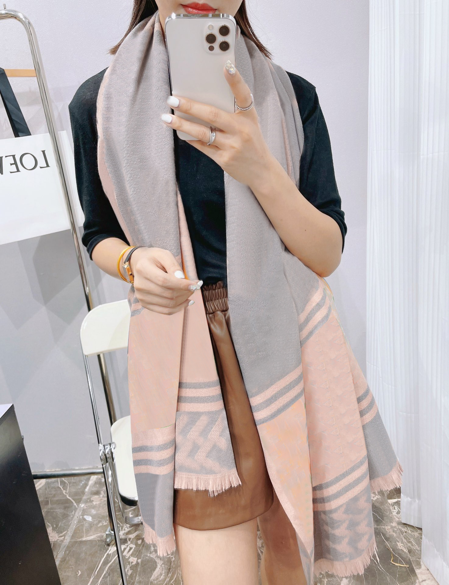 

Hight Quality Top scarve Winter Casual Pashmina Business men scarf Cashmere Scarves Male Wear sidesWarm Plaid Cotton Shawl Wraps foular Scar, Blue;gray