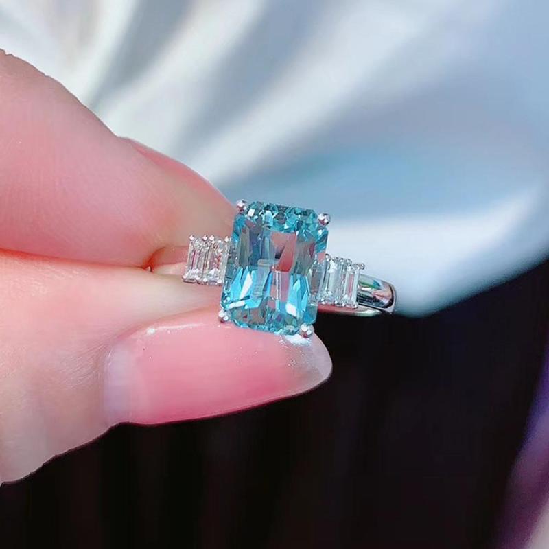 

Cluster Rings Fashion Blue Crystal Aquamarine Topaz Gemstones Diamonds For Women White Gold Silver Color Jewelry Bague Bijoux Gifts