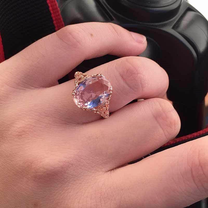 

Wedding Rings BUY Rose Gold Color Big Crystal CZ Stone Ring For Women Unique Design Female Engagement Jewelry Gift Dropship