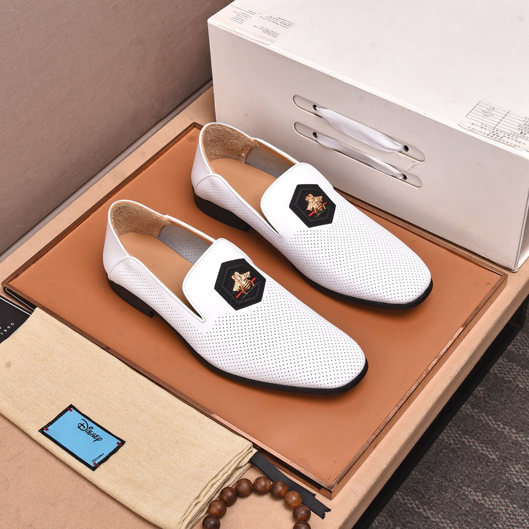 

2021 Mens Fashion Genuine Leather Business Dress Shoes Brand Designer Breathable Formal Wedding Oxfords Men Casual Loafers Size 38-44, Black