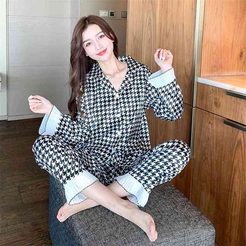 

Pajamas women spring and autumn silk thin section summer plaid long-sleeved loose imitation two-piece home service 210520, 6614