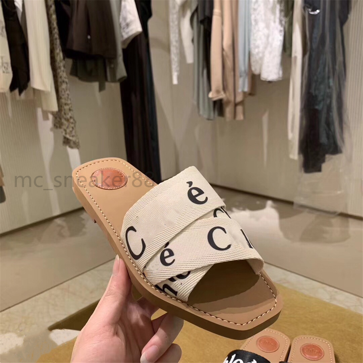 

Women Woody Mules Fflat Slipper Deisgner Lady Lettering Branded Fabric Outdoor Leather Sole Slide Sandal size 35-40, Good shoes