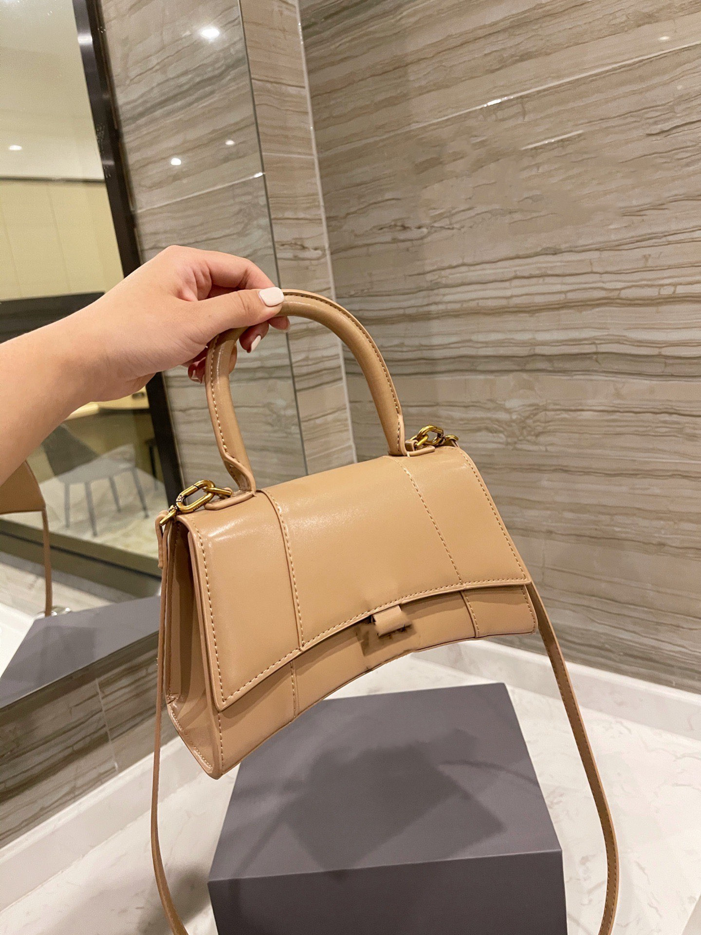 

High quality leather hourglass handle fashion messenger bag ladies men crocodile pattern handbag luxury designer Mi Lun shopping wallet