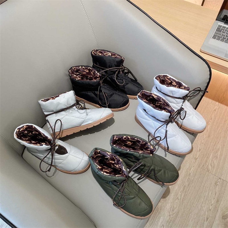 

2021 Designer Women Pillow Boots Winter Ankle Boot Flowers Print Lace UP Shoes Waterproof Down Luxury Keep Warm Cotton Snow Shoe With Box 35-41, Black