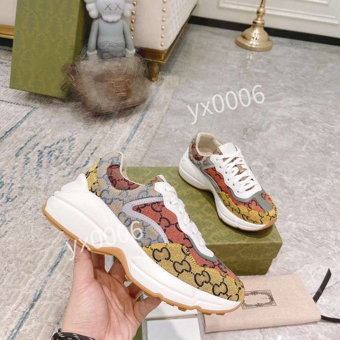 

2021 Designer Rhyton Vintage 35-41 Sneakers Men Women Multicolor Casual Shoes Brand Platform Daddy Sneaker Chaussures Ladies Luxurys Runner Trainers hd210702, Choose the color