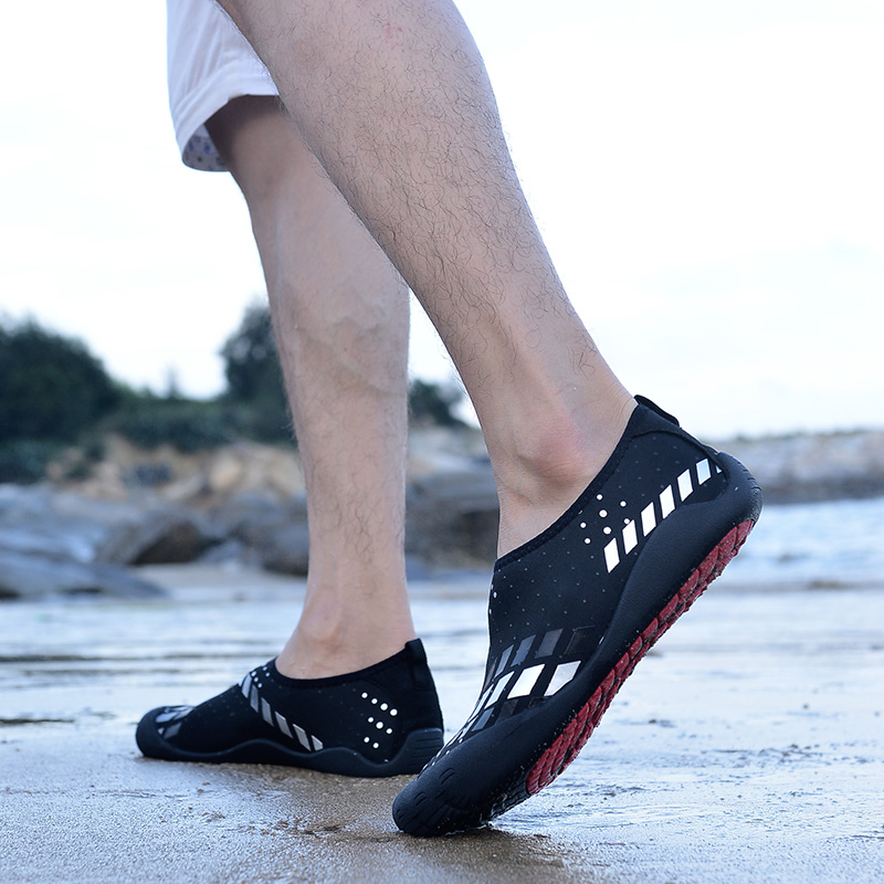 

2021 High Quality Off Mens Womens Sports Running Shoes Sandy Beach Fashion Black Blue Red Outdoor Sneakers SIZE 36-46 WY21-1786