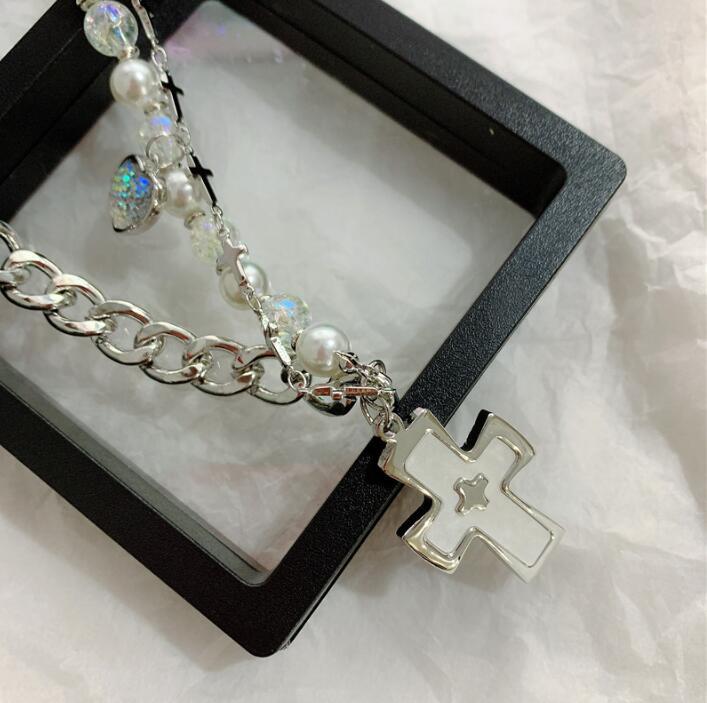 

Pendant Necklaces Designer Cross Pearl Necklace Temperament Ins Chic Girls Summer Clavicle Chain