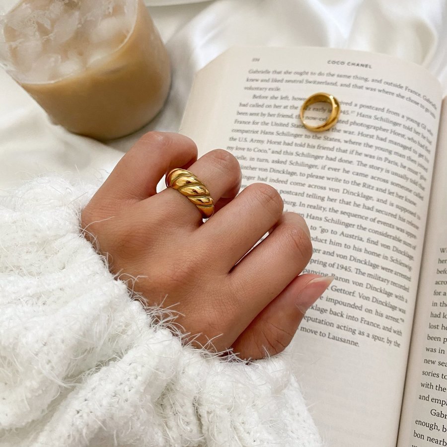 

Feehow Ins Croissant Lovely Song Bread Pattern Fashion Temperament Versatile Ring N4HM, Silver
