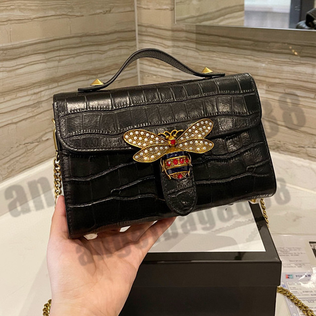 

2021 Luxury Designer Brand Senior butterfly Bags all-match Fashion Shoulder Handbags High Quality chains phone Cross body temperament bag wallet Metallic totes, No bags