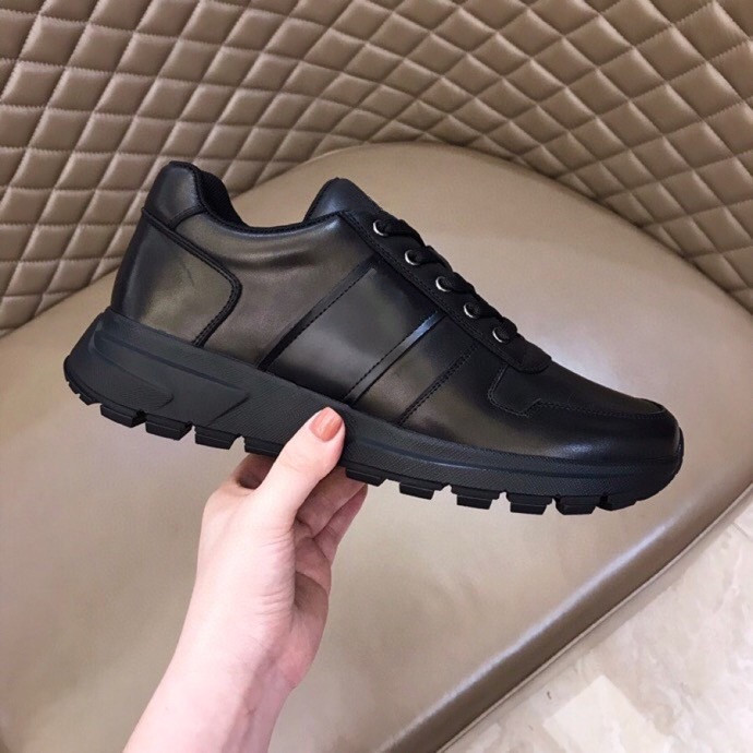 

Valentin Top Casual shoes high quality Classical men Unisex low Sneaker White star platform Sandals Party Lovers Size 39-44, 01