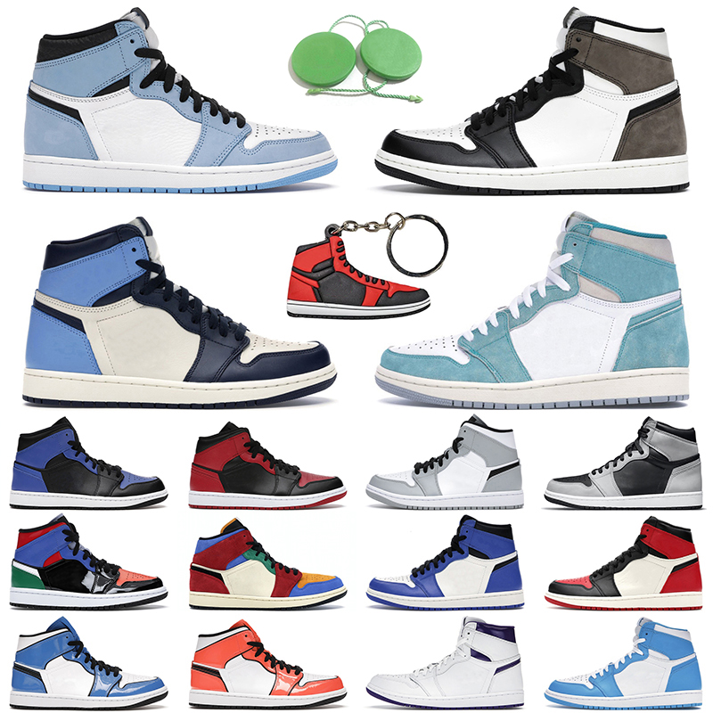 

1s Basketball Shoes men women Jumpman 1 Retro Turbo Green University Blue Dark Mocha mens trainer, Chicago