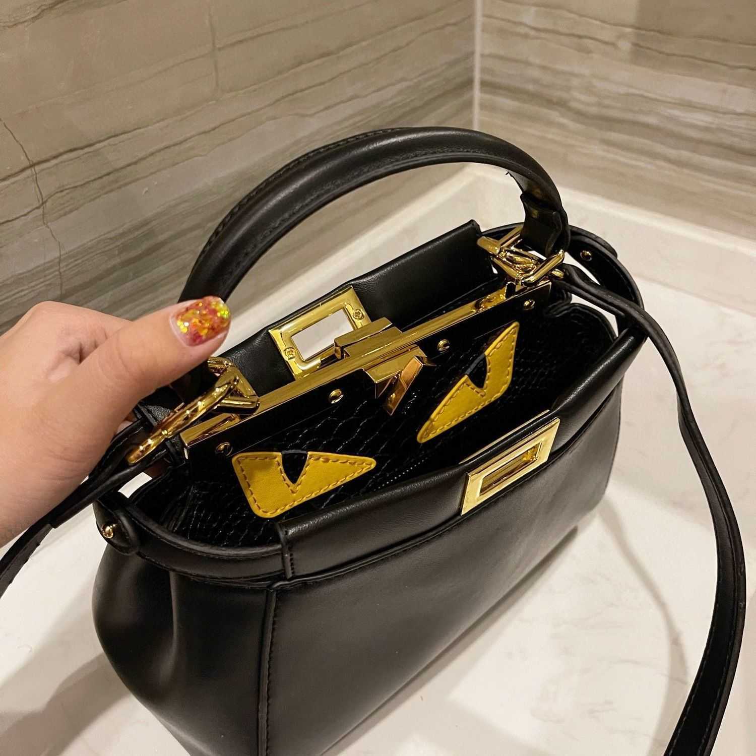 

Women Luxurys Designers Bags 2021 designer handbags Multi Pochette Crossbody Bag Zhouzhoubao123 Louisbags_18 Hanghhangbag spring and su SZJC