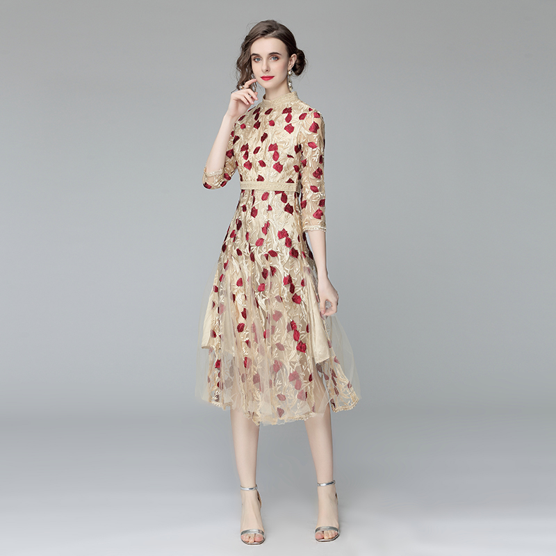 

Luxury Runway Mesh Embroidery Midi Party Dress 3/4 Sleeve 2022 Designer Fashion Ladies Mock Neck Business Casual Office Dresses Elegant Womens Cocktail Clothes, Green